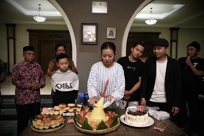 10 Momen perayaan ulang tahun Soimah ke-39, jauh dari kesan mewah