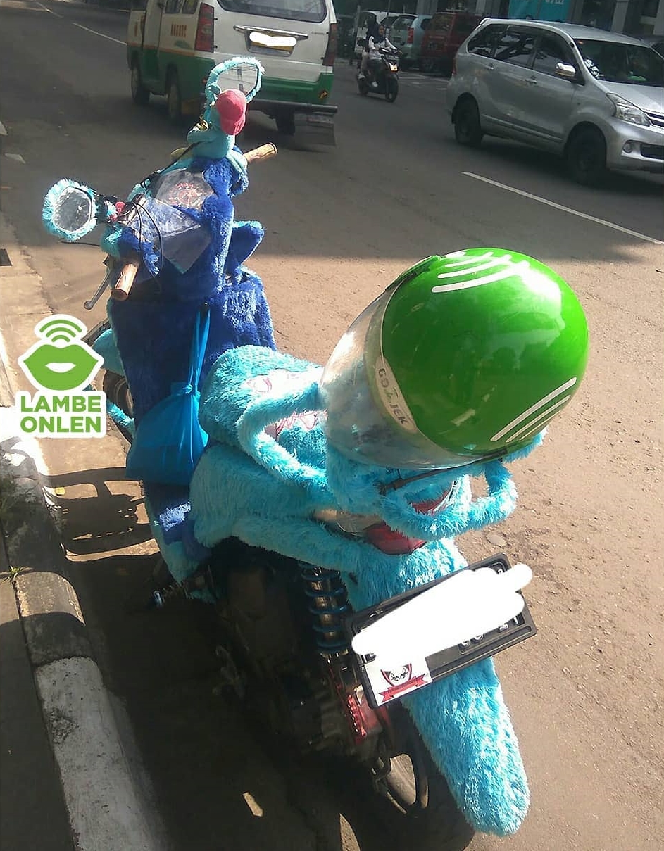 10 Kendaraan driver ojek online ini nggak biasa, bikin geleng kepala