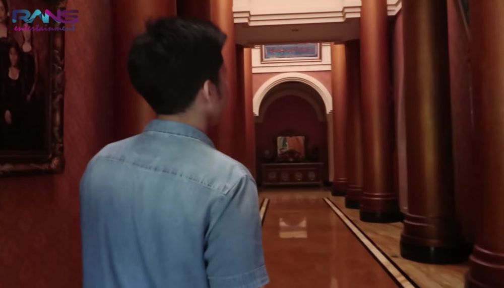 8 Potret rumah mewah sepupu Raffi Ahmad, ada kebun binatang