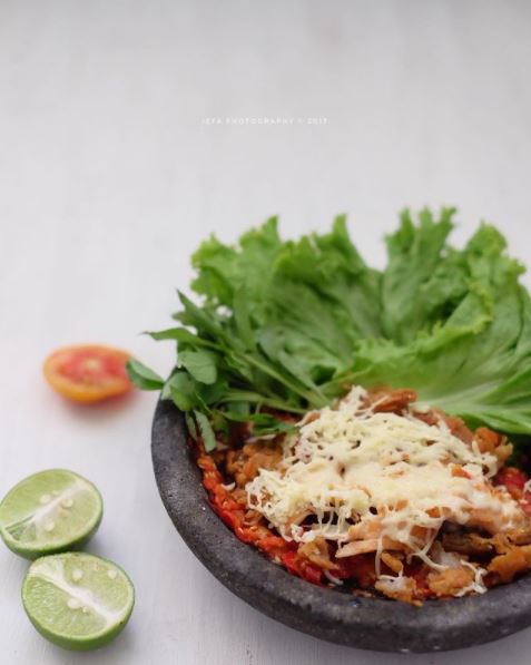 11 Resep ayam geprek mozarella mudah dibuat, enak dan sederhana