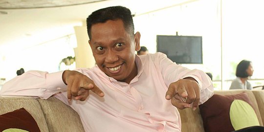 Kisah 7 seleb yang pernah hidup susah, kini bergelimang harta