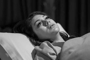 Curhat Celine Evangelista mengenai persalinan, bayinya sempat dirawat