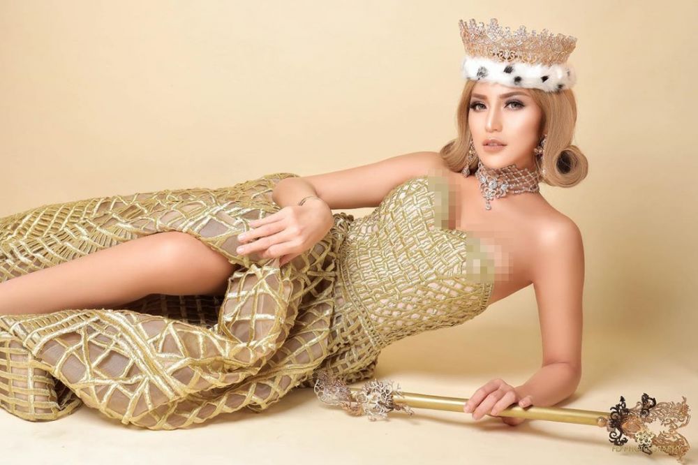 Gaya 7 seleb pemotretan jadi ratu, penampilannya mangilingi