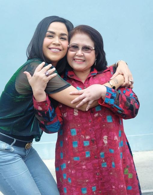 Hotman Paris Show disanksi KPI, begini tanggapan Melaney Ricardo