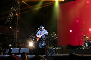 Iwan Fals beri kejutan di malam kedua Synchronize Fest 2019