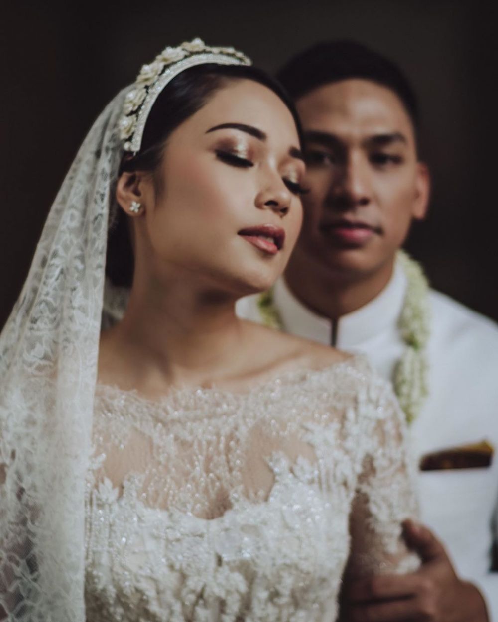 10 Potret pernikahan Ayla Dimitri dan Rama Devara, meriah abis