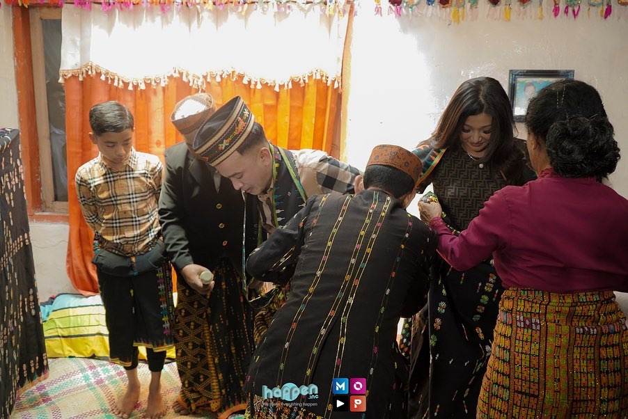 12 Momen prosesi adat Betrand Peto sah jadi anak Ruben Onsu, haru