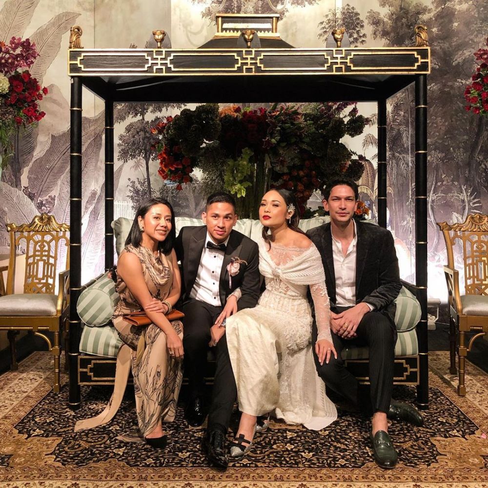 Gaya 8 seleb hadiri pernikahan Ayla Dimitri dan Rama Devara