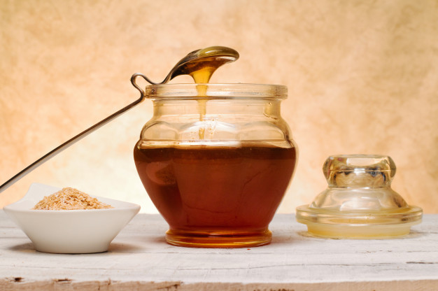 7 Cara menghilangkan komedo dengan garam, praktis dan ampuh