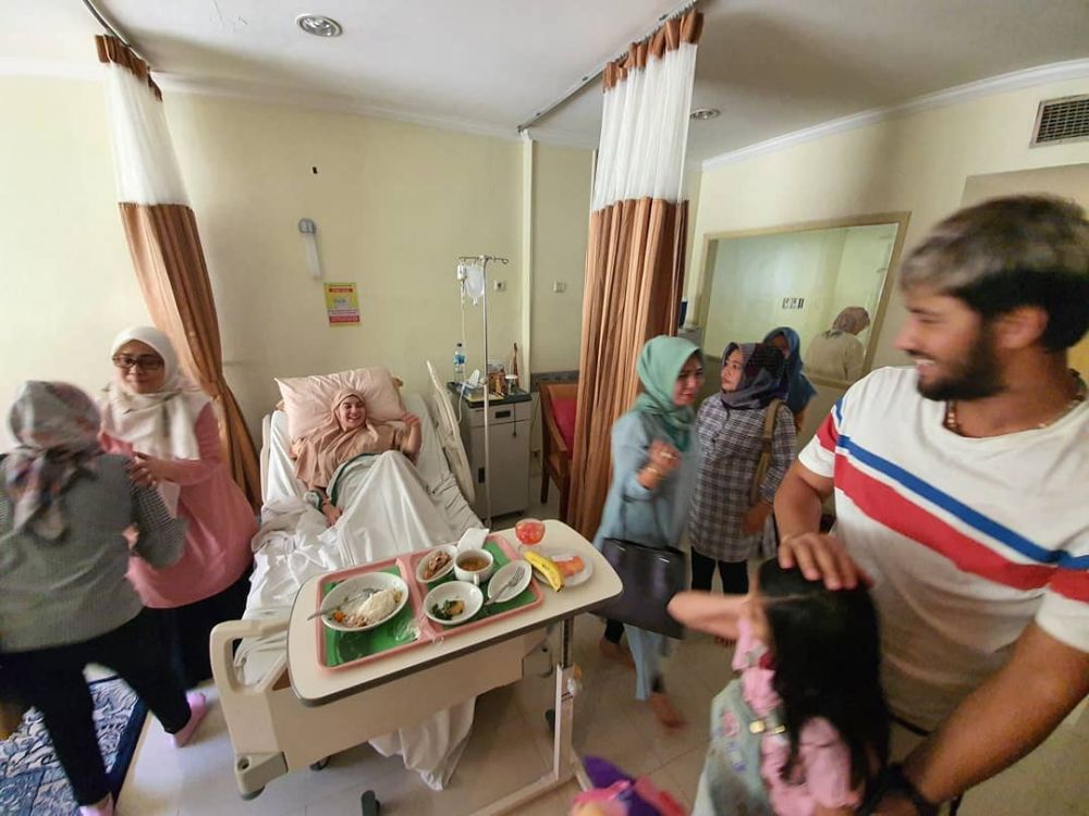 6 Potret terbaru Irish Bella usai sang anak meninggal dunia