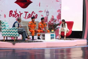 Jadi presenter gosip, Acha Septriasa sempat merasa kesulitan