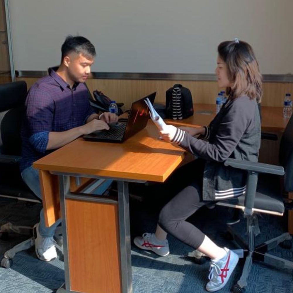 Jadi anggota DPRD DKI Jakarta, ini 10 potret Tina Toon saat ngantor