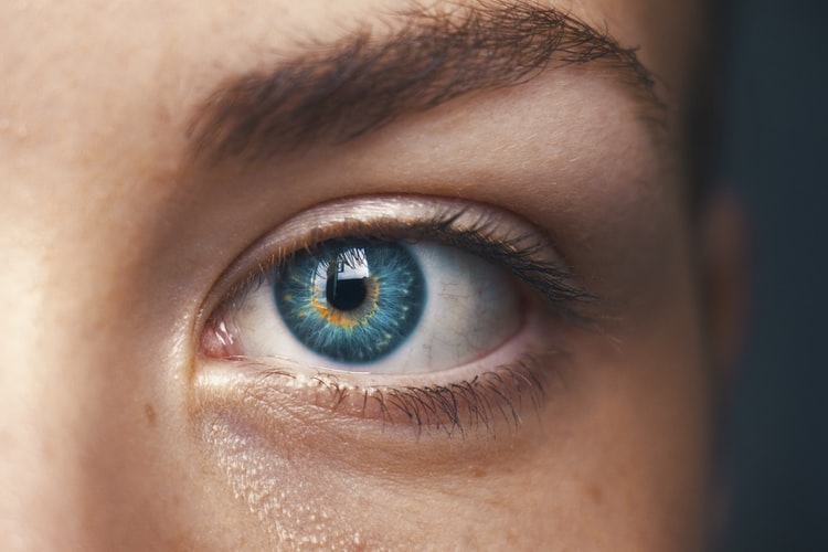 10 Cara mengurangi mata minus, alami, tanpa efek samping