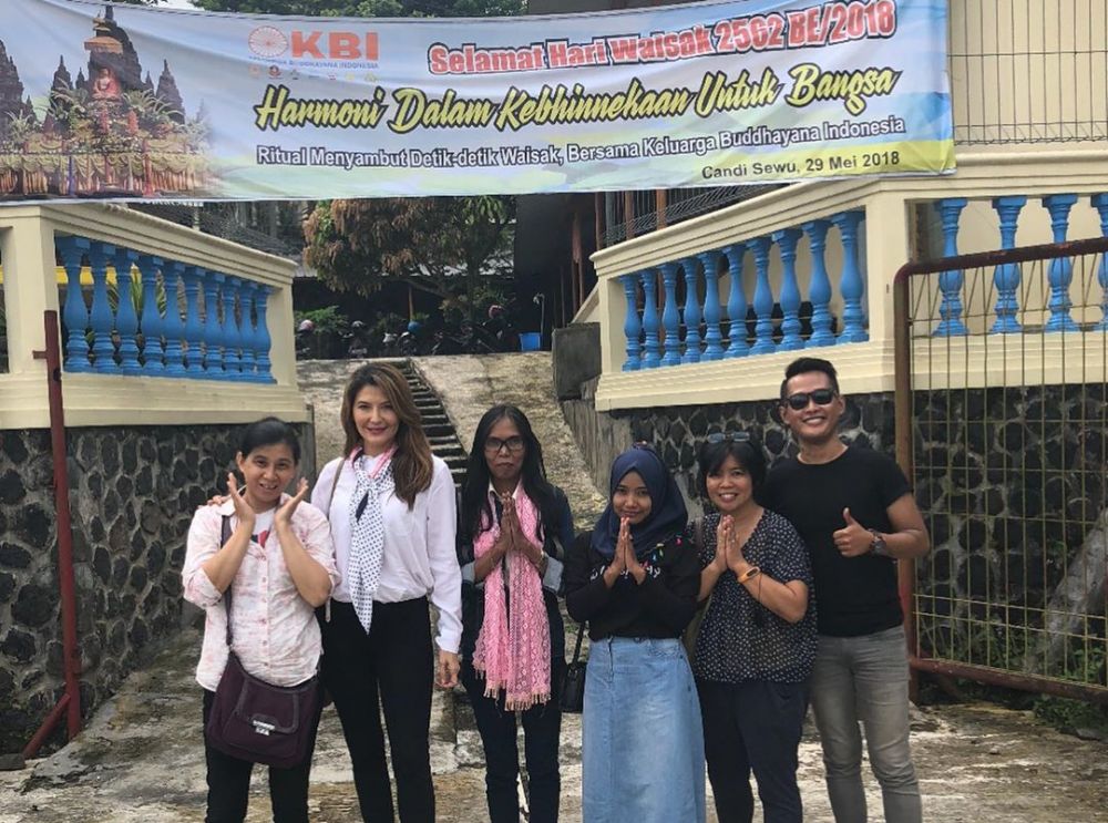 10 Gaya keseharian Tamara Bleszynski di Bali, jauh dari kesan seksi