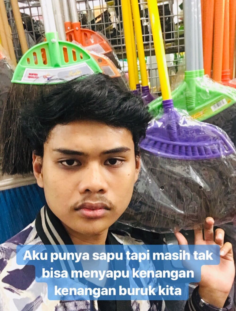7 Quote galau dari barang supermarket ini kocak banget