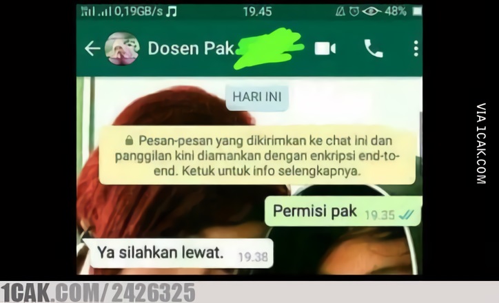 10 Kelakuan dosen ngerjain mahasiswa ini bikin garuk-garuk kepala