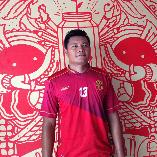 Profesi tak terduga 7 pemain bola usai pensiun, ada yang jadi pastor