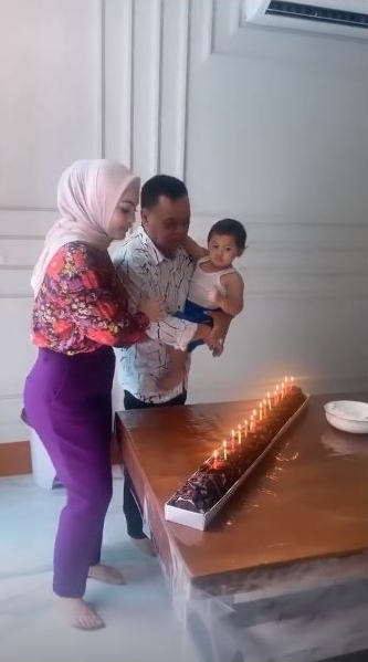 10 Momen perayaan ulang tahun Jennifer Dunn, didoakan segera hamil