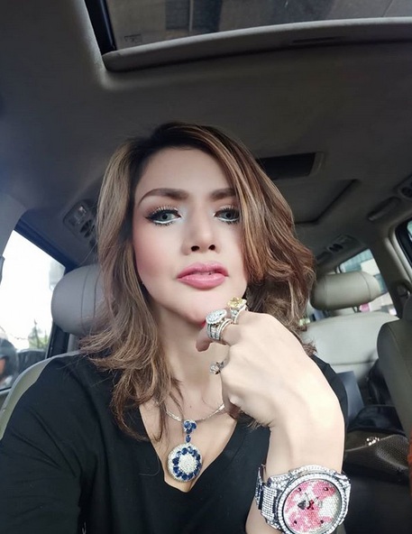 Deretan barang mewah Barbie Kumalasari ini dituding palsu