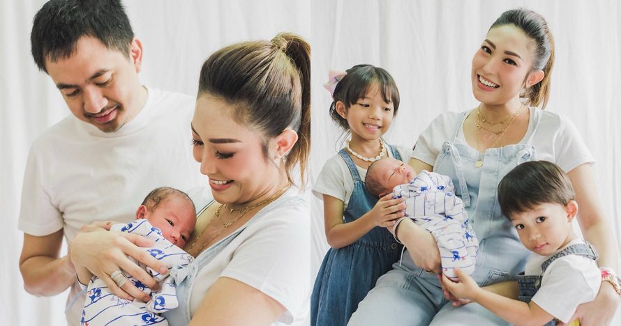 7 Momen manis Ayu Dewi bareng keluarga pascamelahirkan