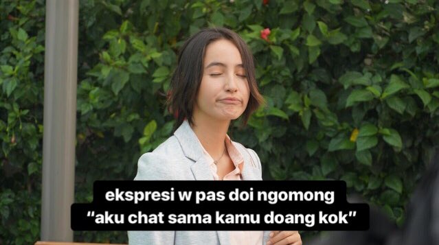 10 Meme receh soal cinta ini dijamin bikin senyum terkembang