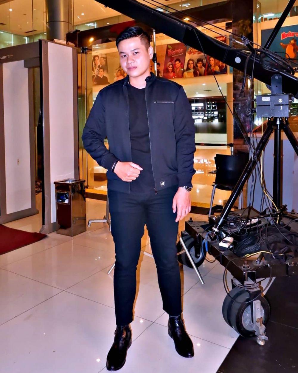 8 Potret mantan suami Barbie Kumalasari, kini jadi model