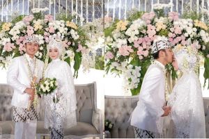 10 Momen Ega & Rafly D'Academy buka kado nikah, penuh kejutan
