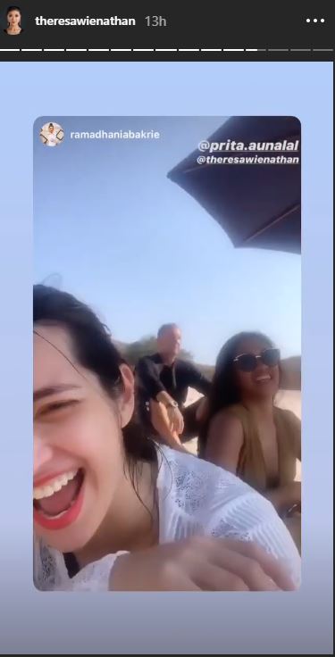 Video tak bisa buka salak viral, ini reaksi kocak Nia Ramadhani