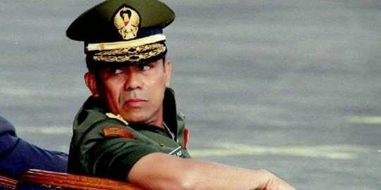 6 Jenderal TNI dan Polri ini jadi menteri Jokowi