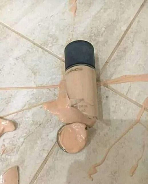 10 Momen apes saat di rumah ini bikin melongo