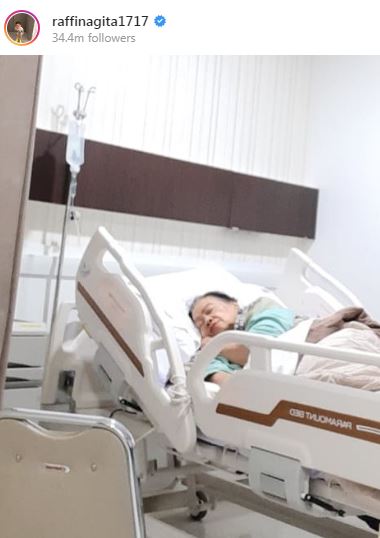 8 Momen kedekatan Raffi Ahmad dan Nenek Popon, sweet banget