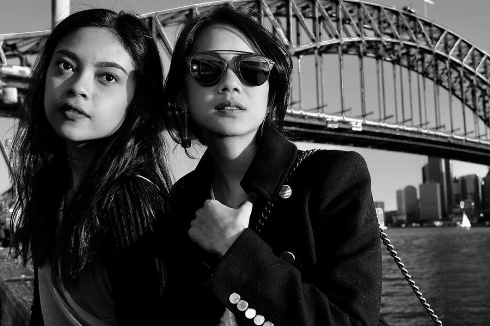 10 Momen kedekatan Gista Putri & Sakina Tama, bak kakak-adik