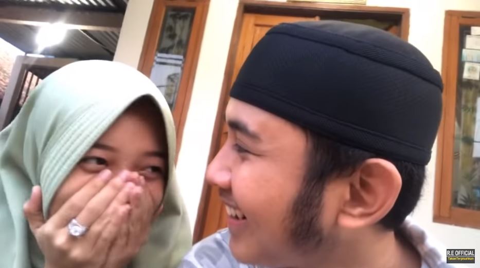 9 Momen Ega & Rafly D'Academy sebagai pengantin baru, sweet