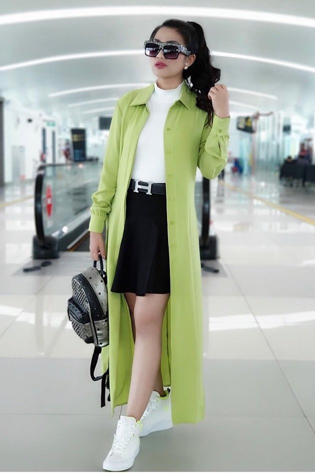 Gaya airport fashion 8 pedangdut cantik Tanah Air, stylish