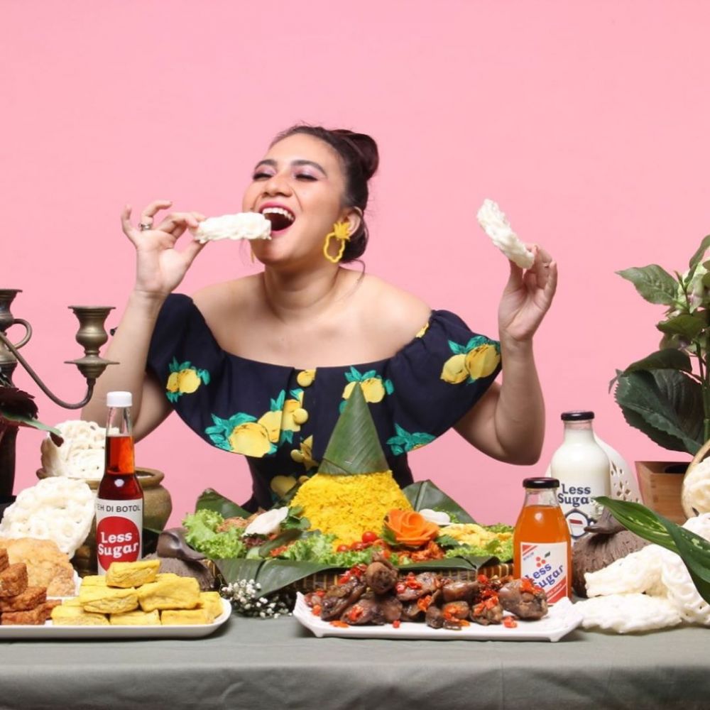 10 Potret cantik Galabby, istri Danang yang rilis single baru