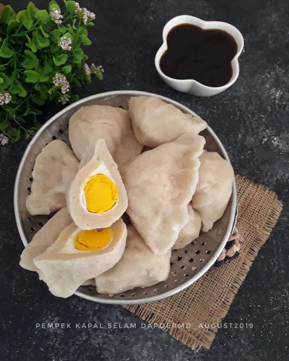 15 Resep makanan khas Palembang terkenal, enak, dan praktis instagram 15 Resep makanan khas Palembang terkenal, enak, dan praktis instagram