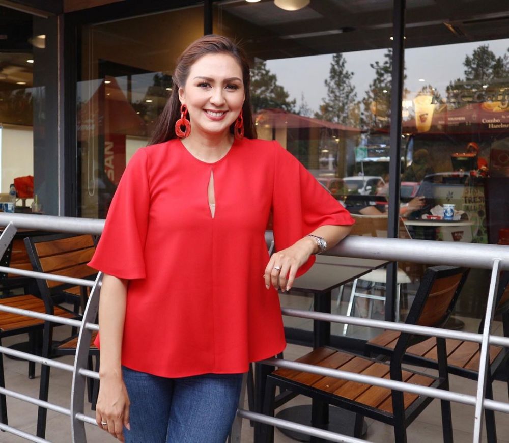 Kisah cinta putus nyambung 5 seleb ini tak berujung ke pelaminan