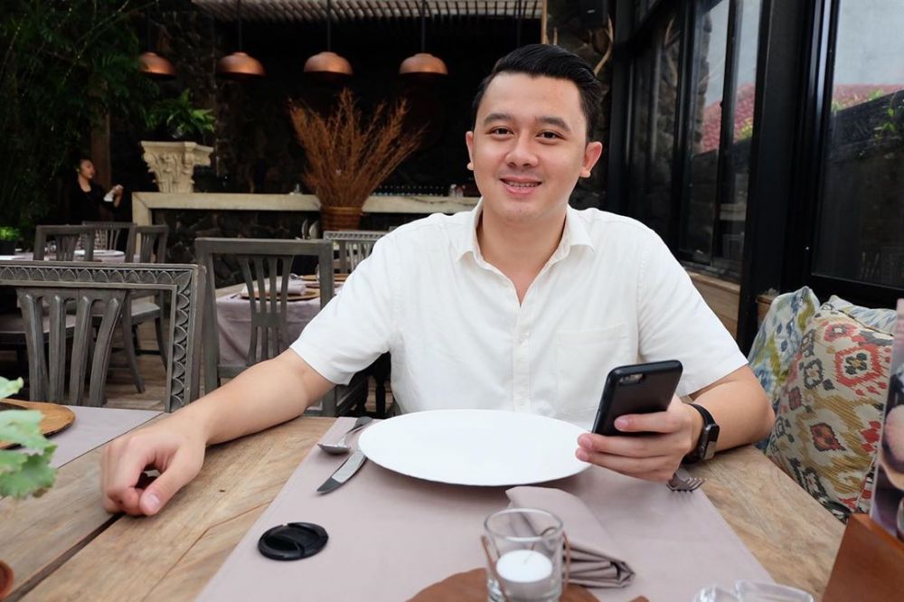 10 Gaya keseharian Ridwan Dhani, sespri Prabowo yang curi perhatian