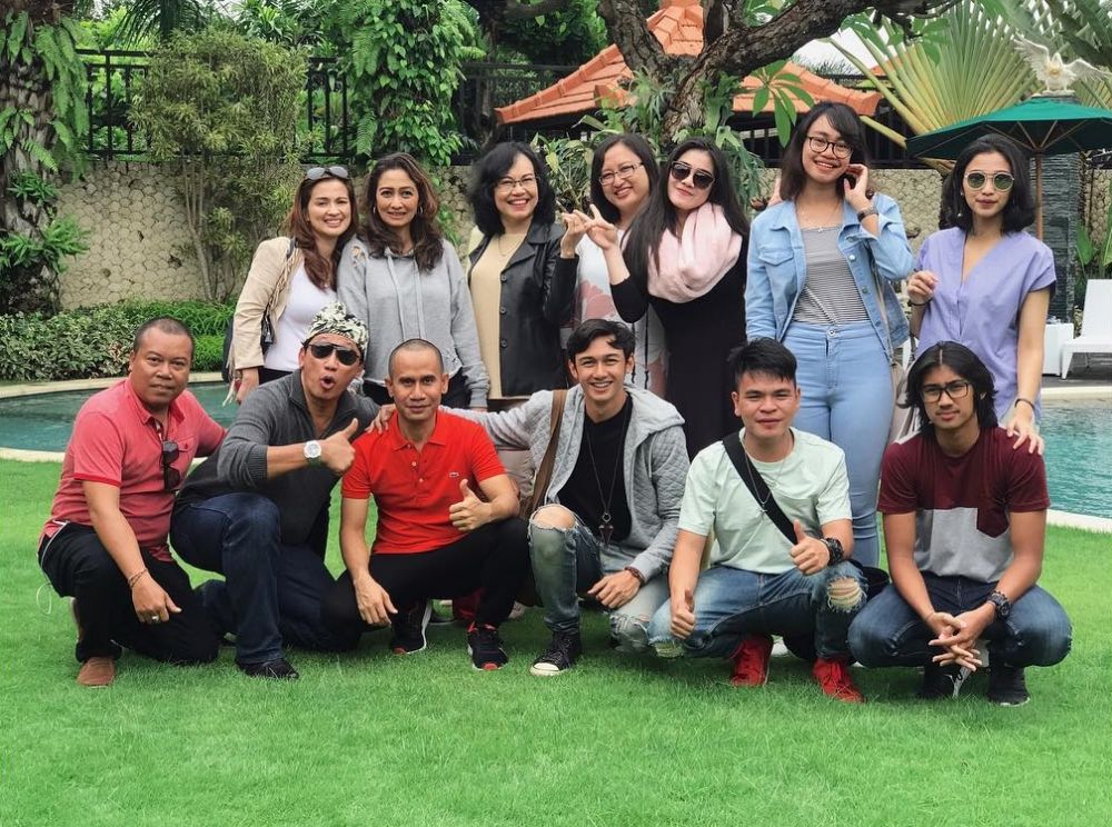 7 Momen kedekatan Caesar Hito & calon ibu mertua, kompak abis