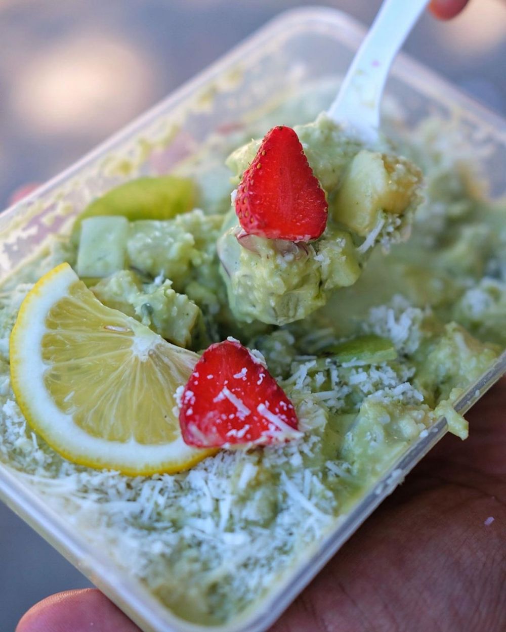 10 Cara membuat saus salad buah, creamy, enak, dan praktis