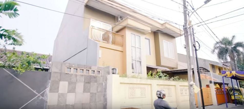 Pindah sementara, ini 10 penampakan kontrakan Raditya Dika