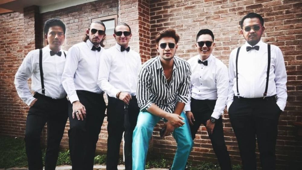 Jarang tereskpos, ini 5 potret persahabatan Dylan Carr & Ammar Zoni