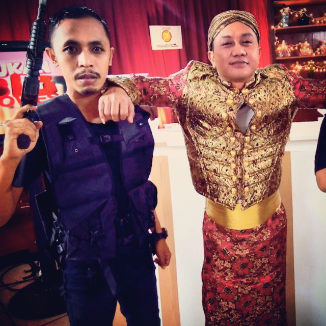 7 Potret lawas Furry Setya 'Mas Pur TOP', gayanya jadi sorotan