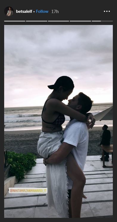 11 Gaya pacaran Nikita Mirzani dan pacar bulenya, mesra abis