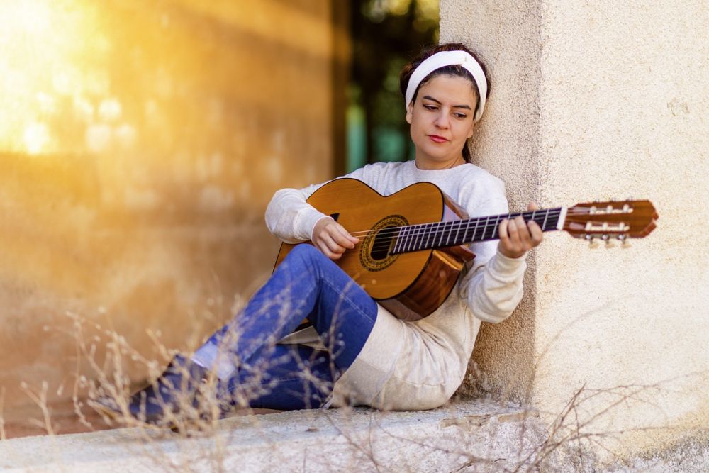 Cara bermain gitar bagi pemula pixabay