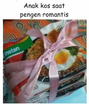 10 Meme lucu sobat miskin mencoba romantis bikin senyum getir
