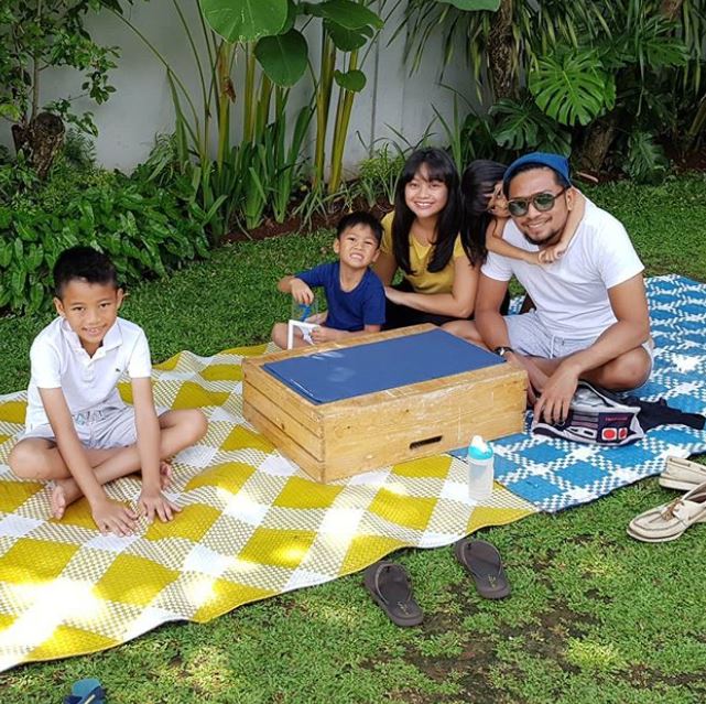  11 Potret rumah minimalis Imam Darto, terasnya bikin melongo  