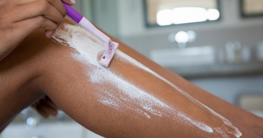 9 Cara menghilangkan bulu kaki secara alami tanpa rasa sakit