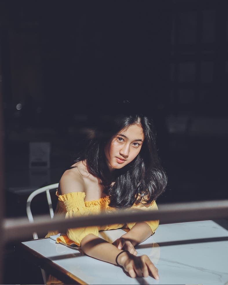 10 Potret Keisya Levronka, peserta Indonesian Idol yang memesona