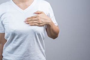 6 Cara mencegah kanker payudara secara alami dan efektif